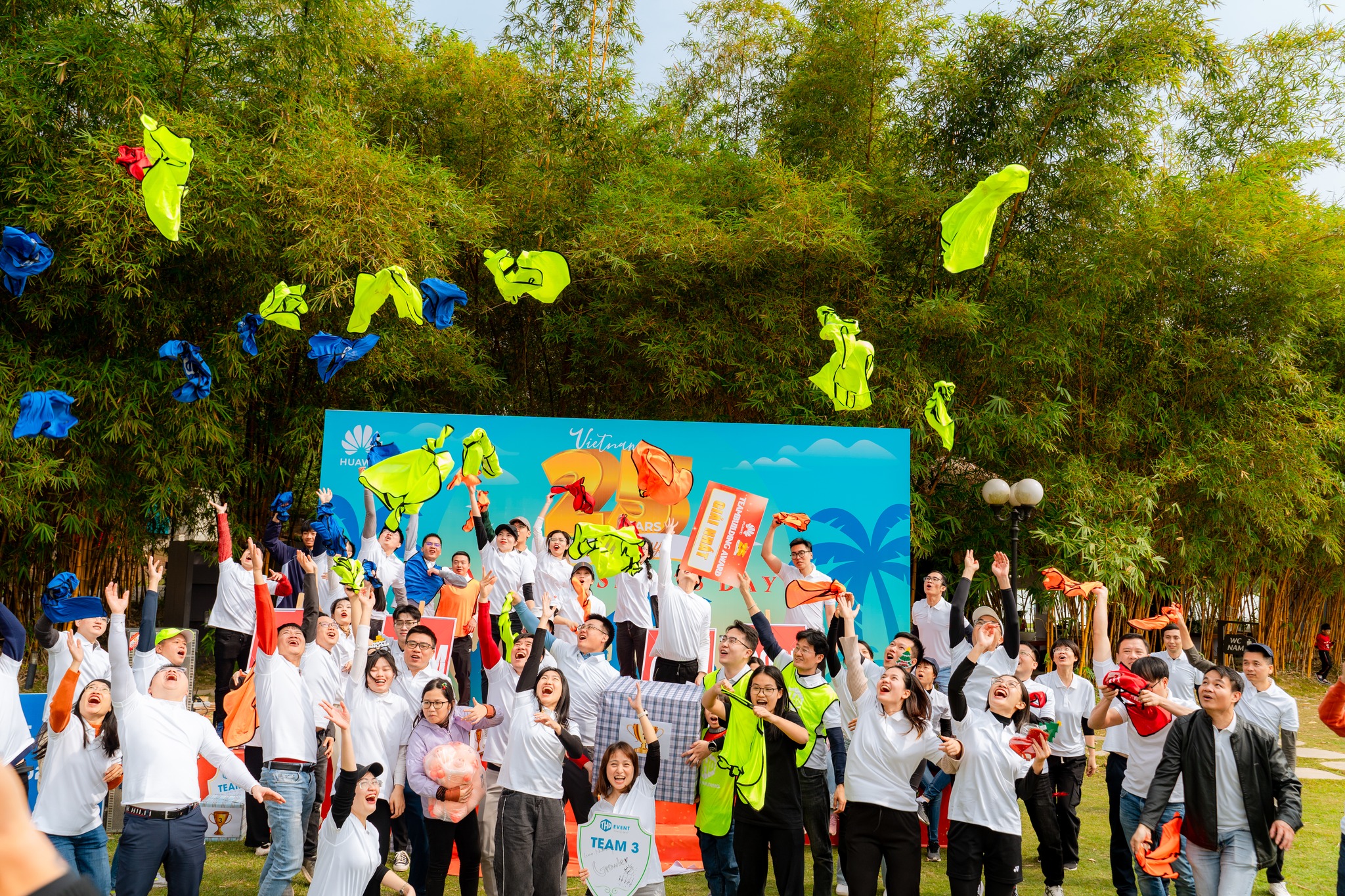 Chụp ảnh team building